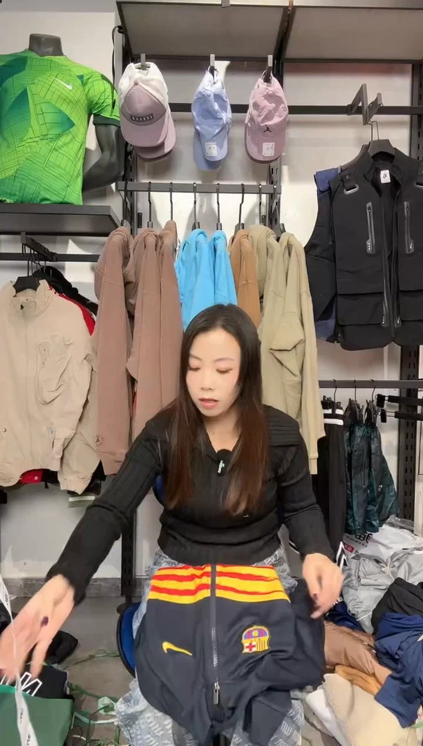 1446 编码 瑕疵款直播间过款为准 尺码   身高