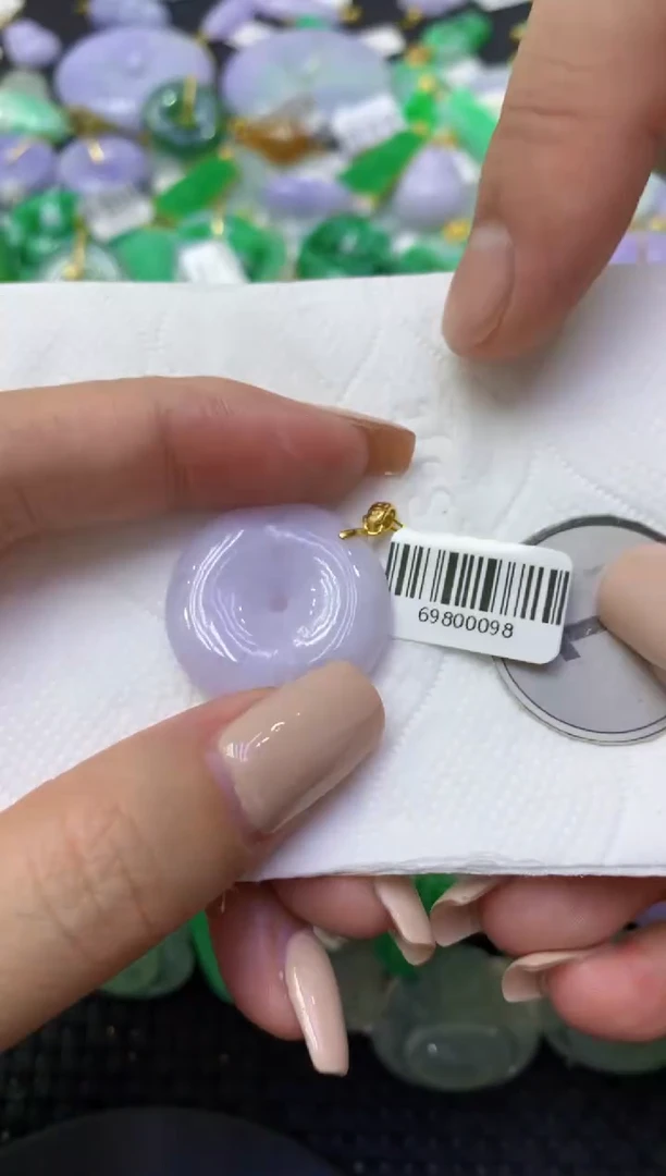 颈饰未镶嵌翡翠天然缅甸翡翠A货