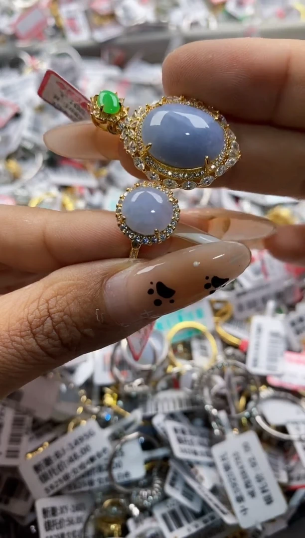 翡翠戒指银S925镶嵌12000   1