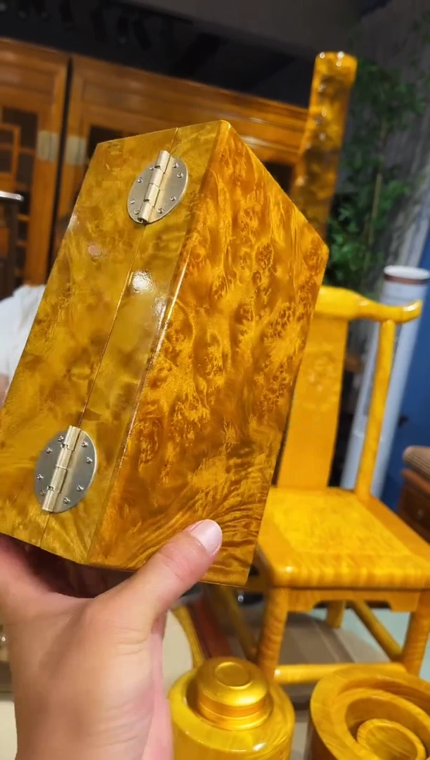 樟科（黄金檀）木雕款黄金樟满瘤疤纹收纳文玩盒 20