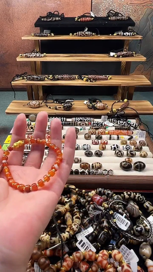 玛瑙/玉髓（覆膜）颈饰合金70(微瑕随机发货）