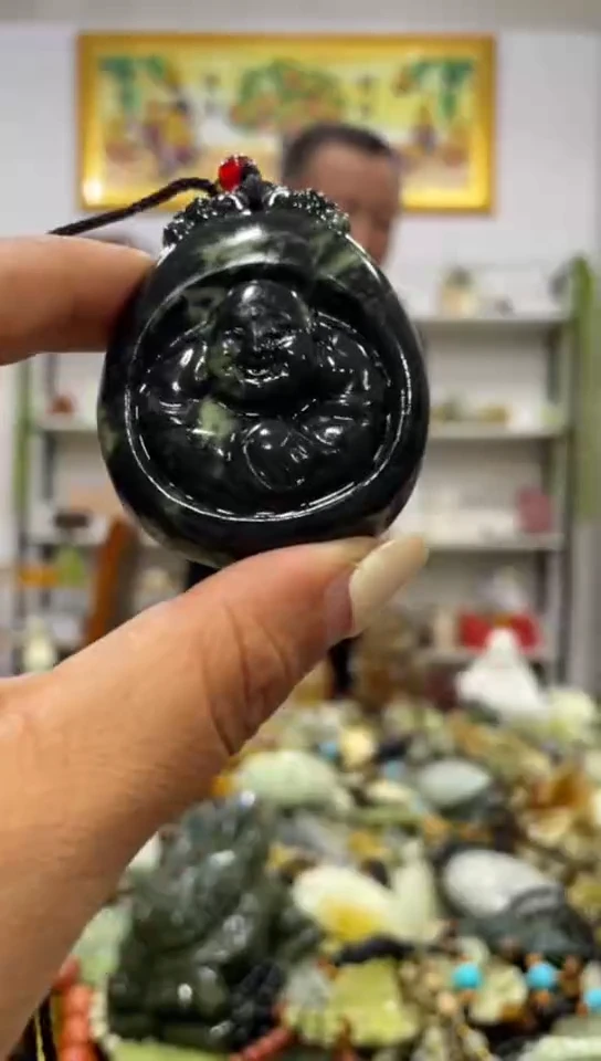 未镶嵌岫玉挂件