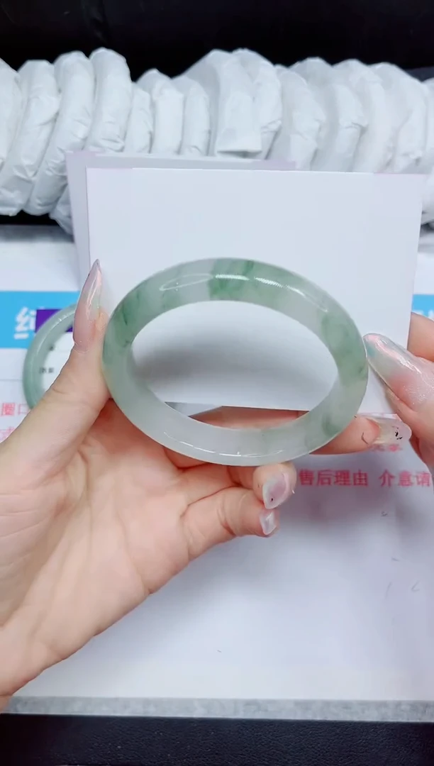 石英质玉手镯未镶嵌446