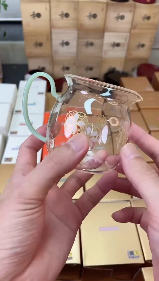 皮球花美满浅玉色