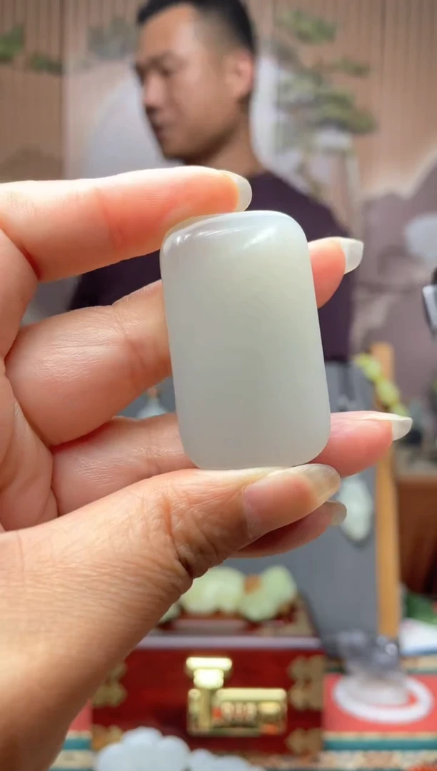 和田玉未镶嵌颈饰拍一发一