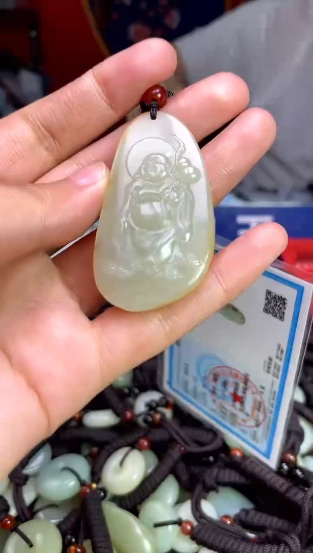 未镶嵌和田玉挂件1
