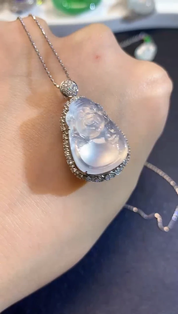 吊坠(不含链)18K金镶嵌翡翠A45 多样性发货一件