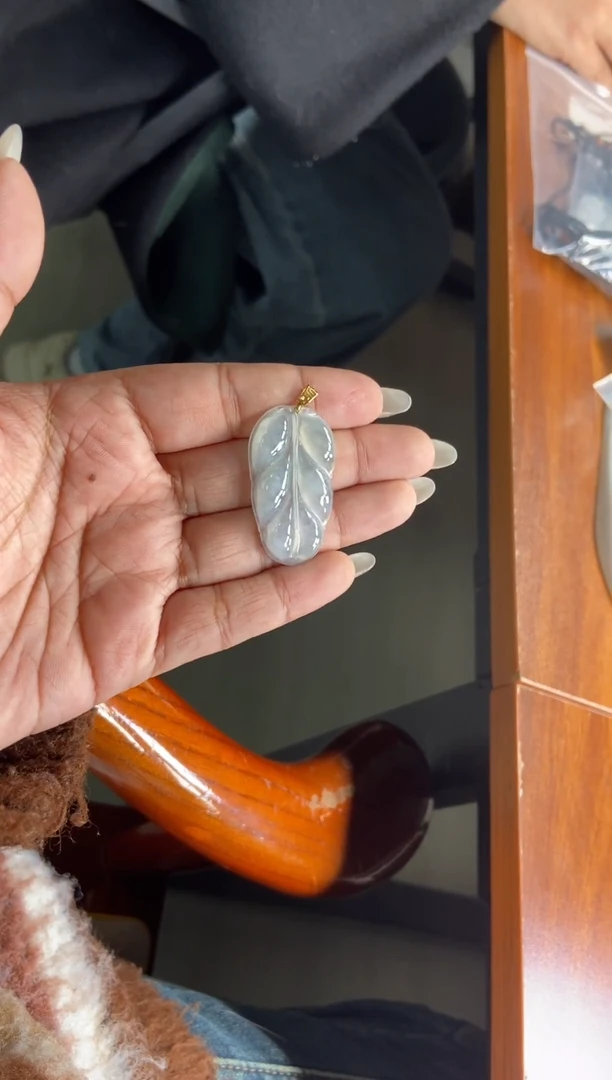 【闪购商品】翡翠颈饰未镶嵌23091803B发一件