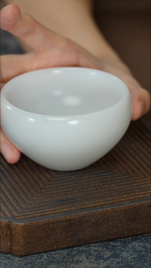 【A】【白瓷斗形璞玉杯】【以佳礼盒】