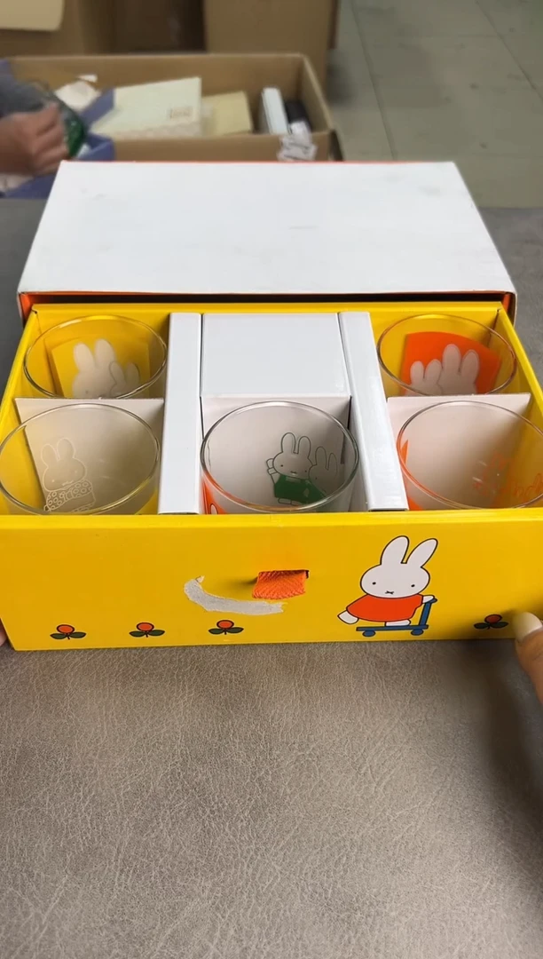 皮小桃瓷器 都是大漂亮