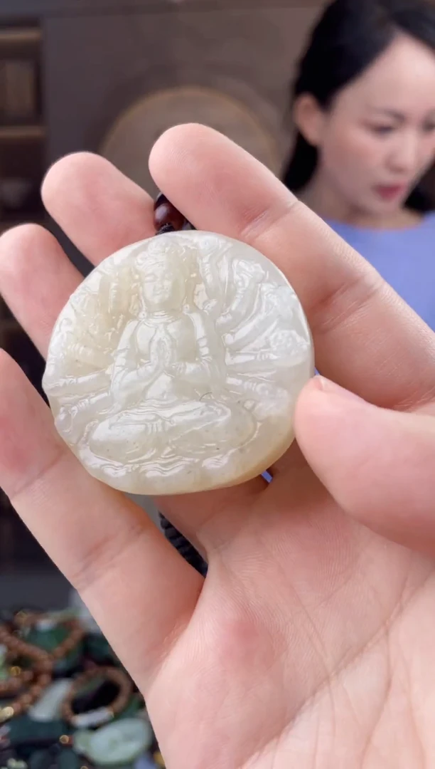 颈饰未镶嵌和田玉拍一发一，多样性发货