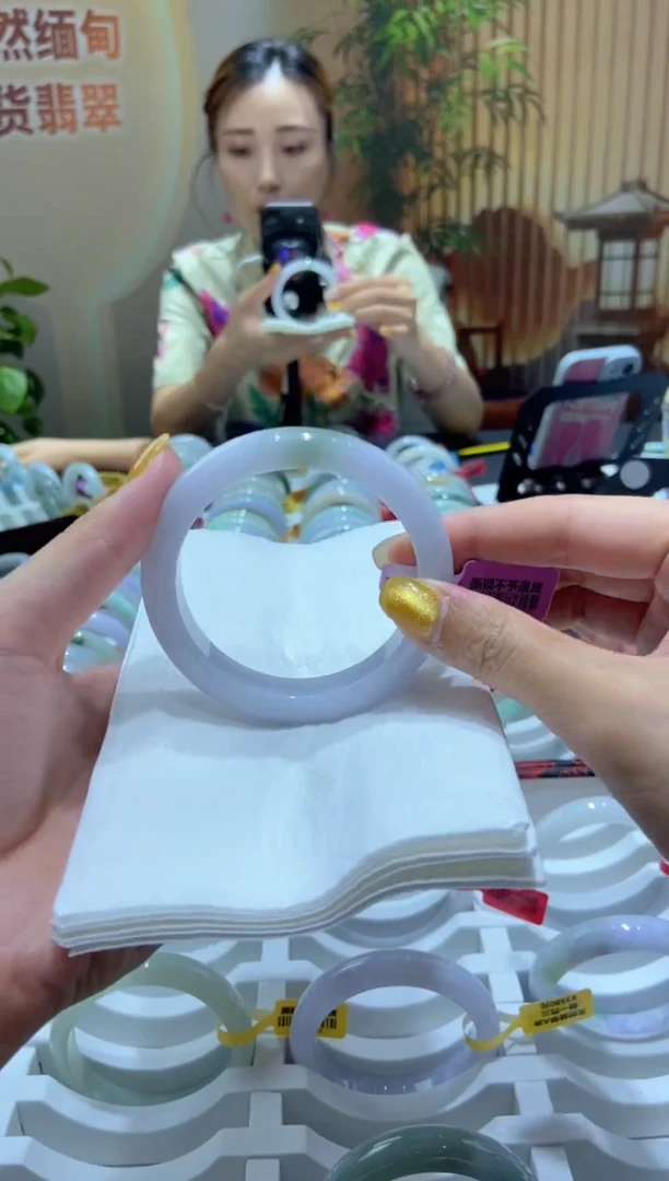 翡翠手镯未镶嵌000013135