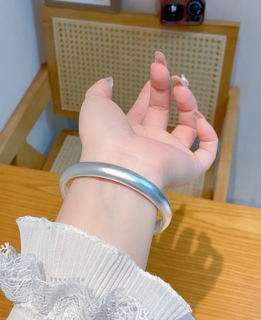 足银手镯 足银9999古法磨砂心经闭口素圈实心百搭泥鳅背贵妃银镯