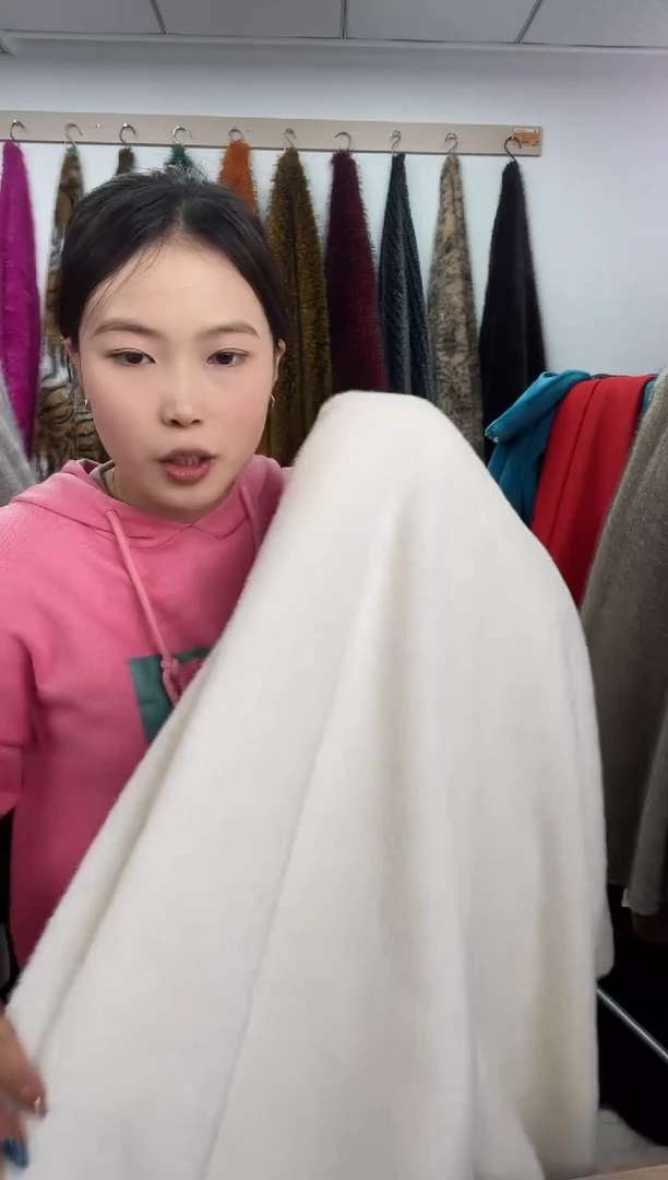 狐狸毛D338尺寸1.8*2