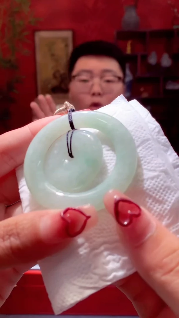 翡翠未镶嵌颈饰梅*天然翡翠（拍一发一）