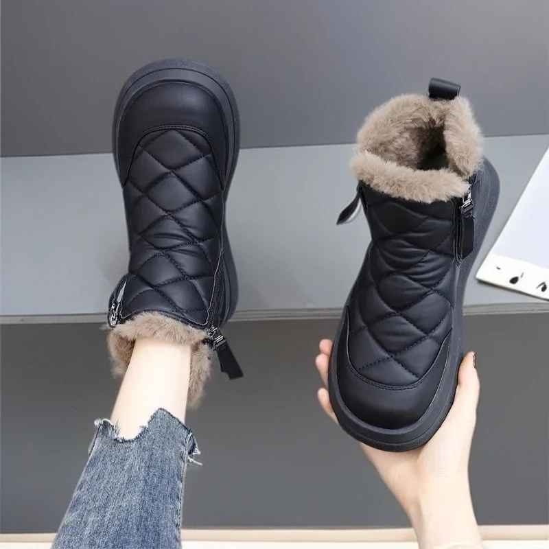 雪地靴女2024冬季新款厚底加绒保暖短靴东北加厚软底防滑防水棉靴