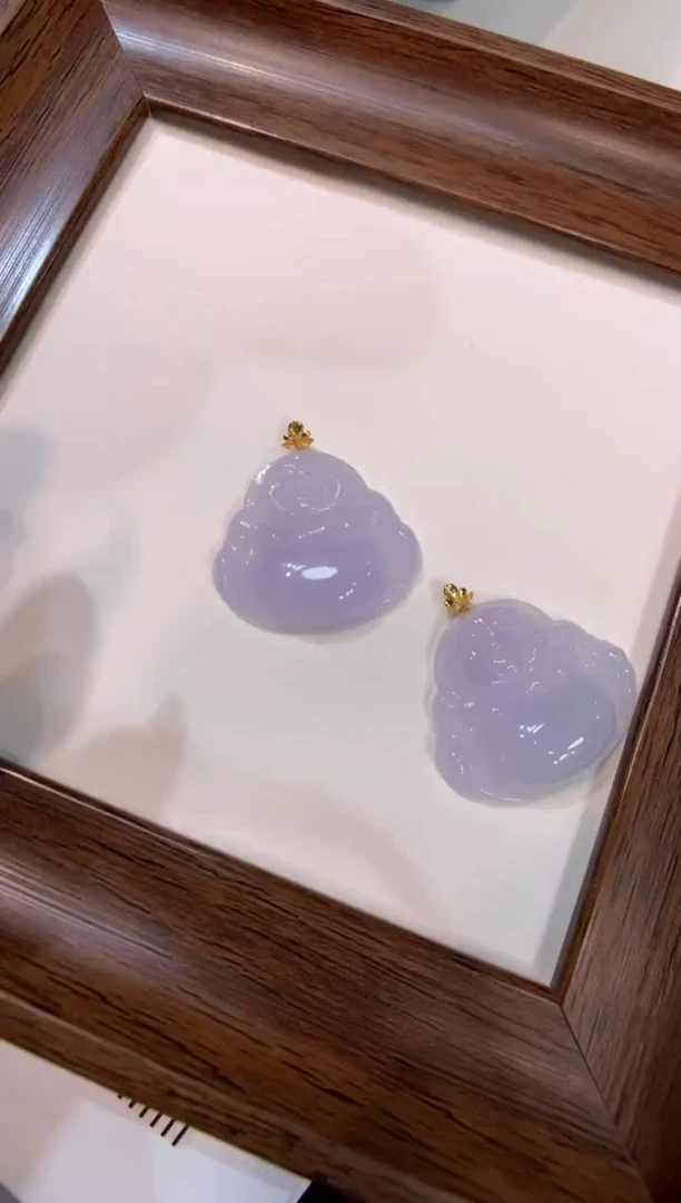 颈饰18K金镶嵌翡翠佛公 多样性发一件