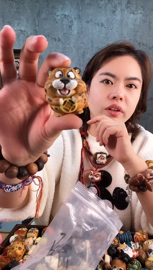 【闪购商品】香榧木木雕10l4556456465488