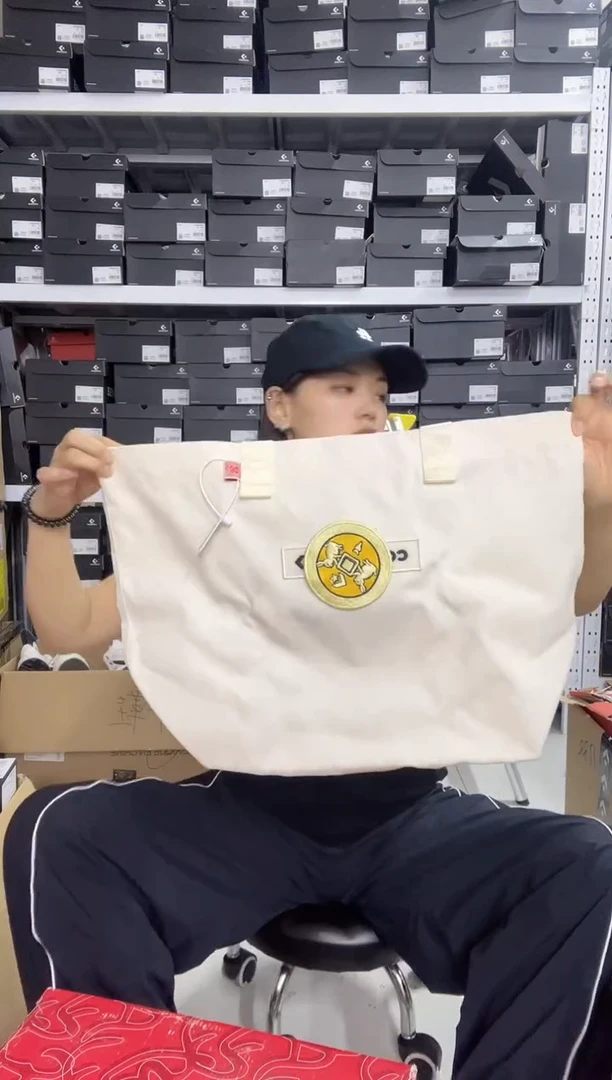 匡威孤品福利微瑕介意勿拍-A530