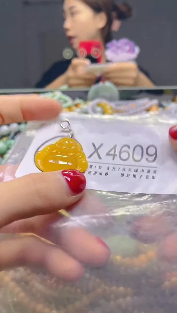 颈饰未镶嵌翡翠/X/翡翠A货，一件也是批发价