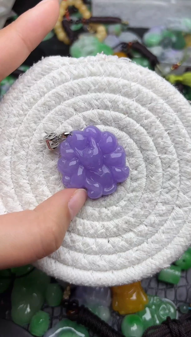 颈饰未镶嵌翡翠缅甸翡翠吊坠