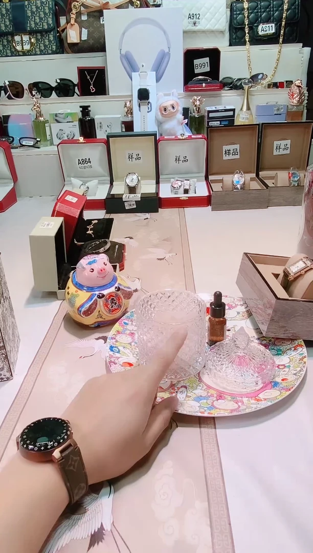 瓷片瓷器 库房到期 全部地板价@@1