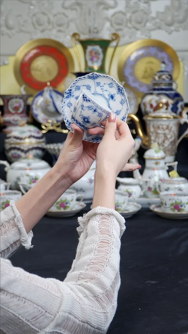 骨瓷婷婷中古器物如图所示92