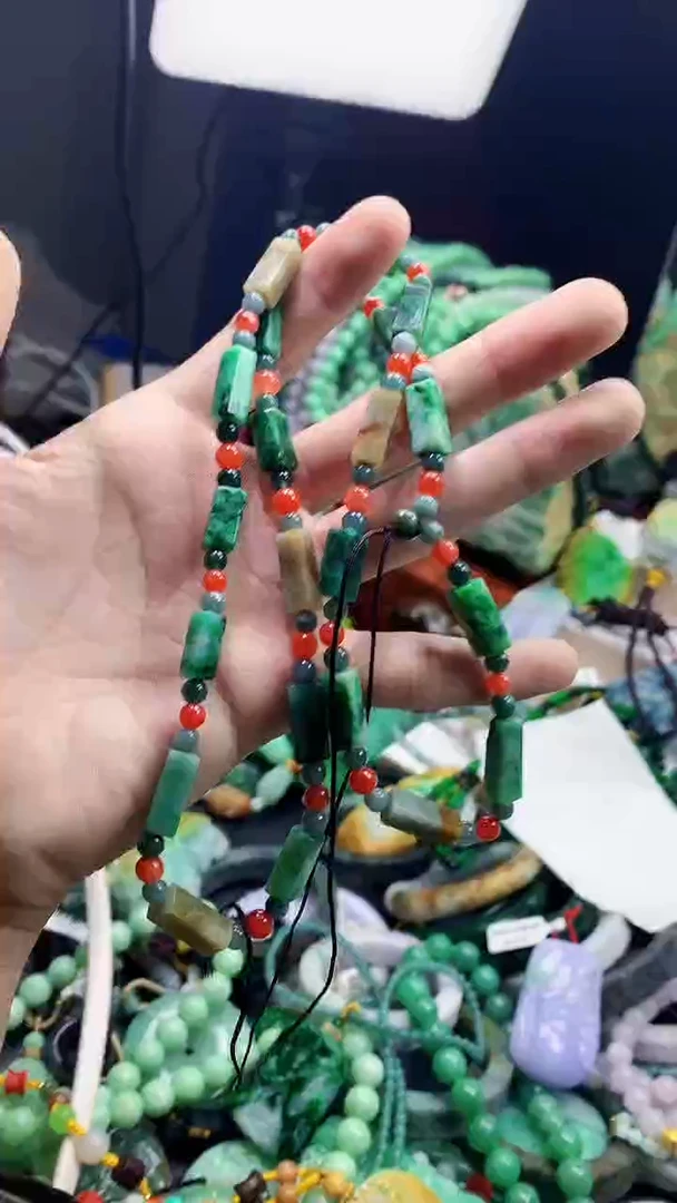 颈饰未镶嵌翡翠天然缅甸a货翡翠