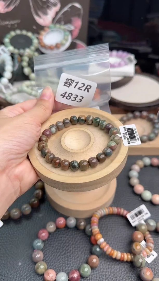 未镶嵌手链石英质玉A****?12R4833