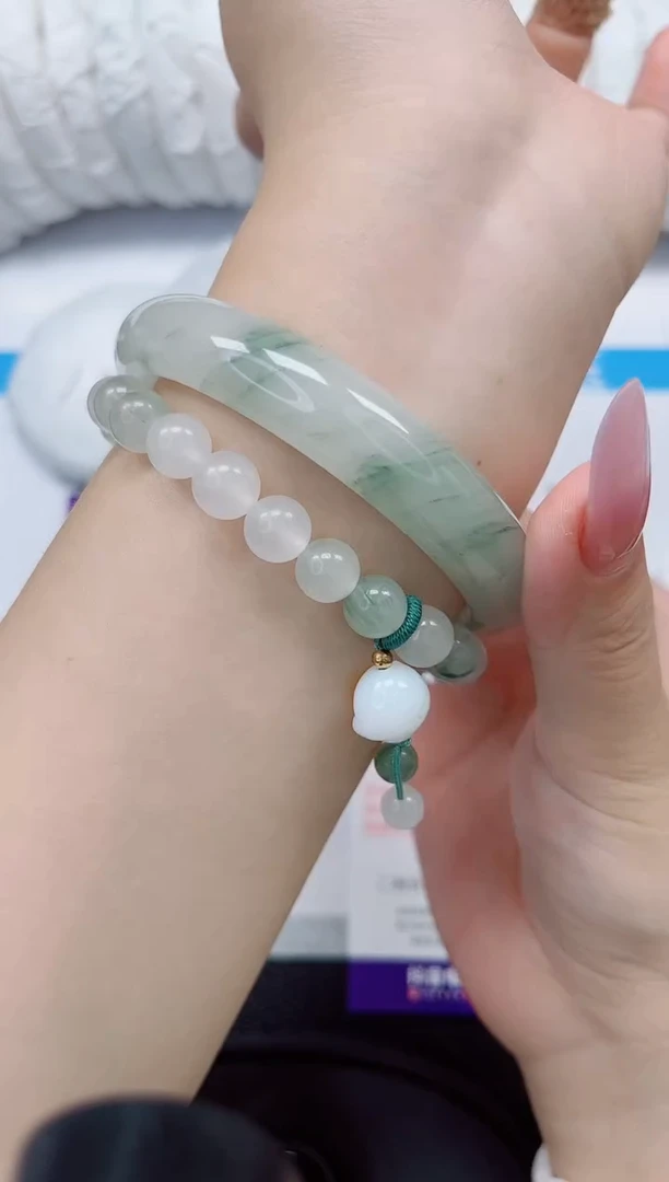 石英质玉手镯未镶嵌36-60/61