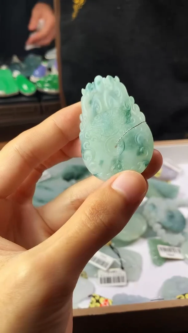 未镶嵌定制翡翠S毛货不退不换