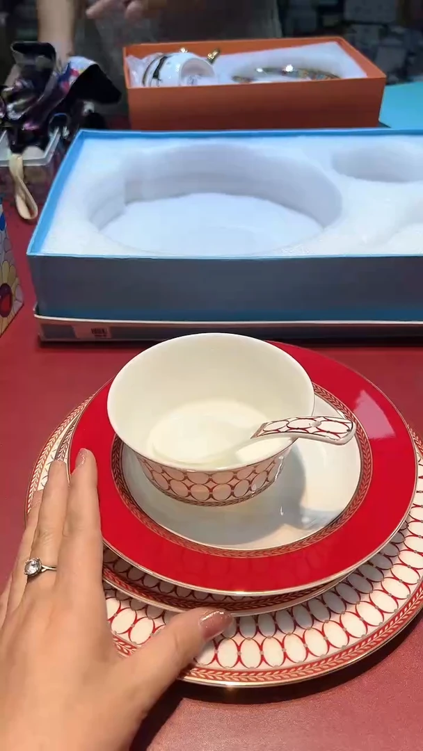 【闪购商品】瓷片1111111111111111