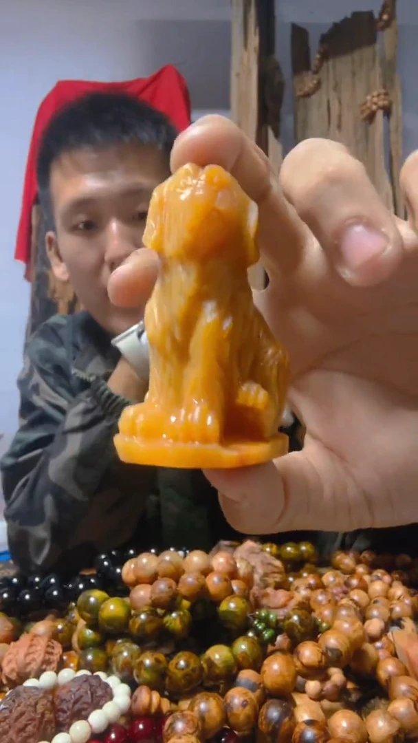 松木（琥珀木）手串/手链竞拍雕刻小狗