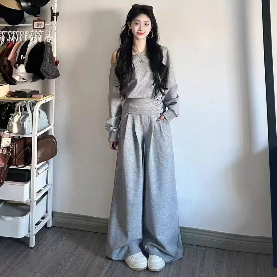 韩系氛围感灰色休闲运动套装女秋季短款收腰斜肩上衣阔腿裤两件套