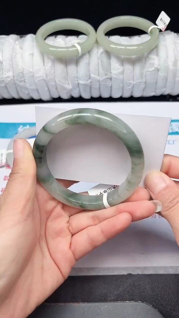 未镶嵌手镯石英质玉201-59/60