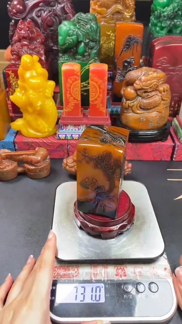 寿山石印石田黄乌鸦皮薄意雕 花好