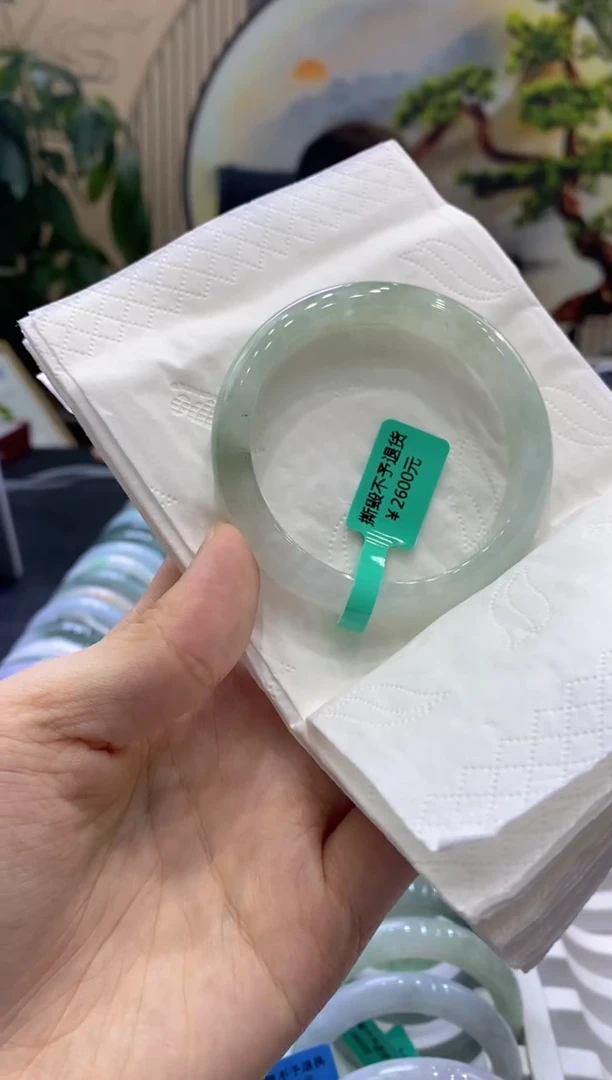 翡翠手镯未镶嵌0000005313