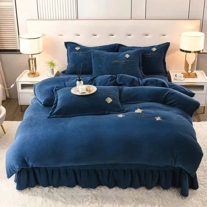 刺绣牛奶绒枕套一对