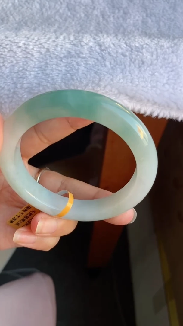 未镶嵌手镯翡翠（冰胶渐变半山水）20号