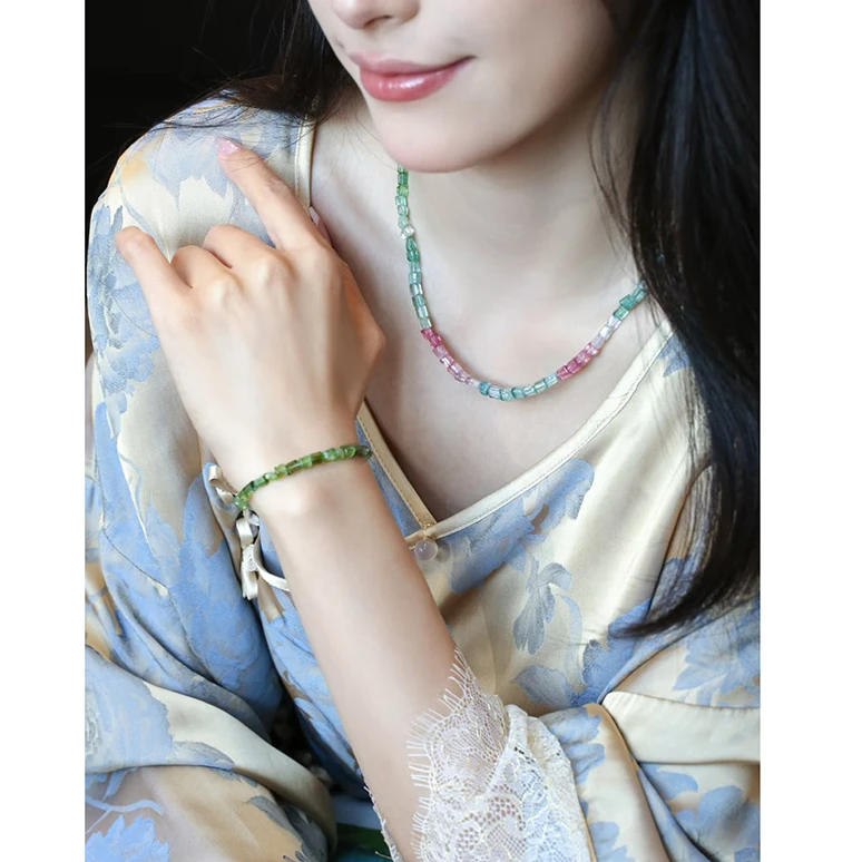 非金属仿水晶项链 宝丫轻奢  女式气质人鱼色系彩虹项链K1883
