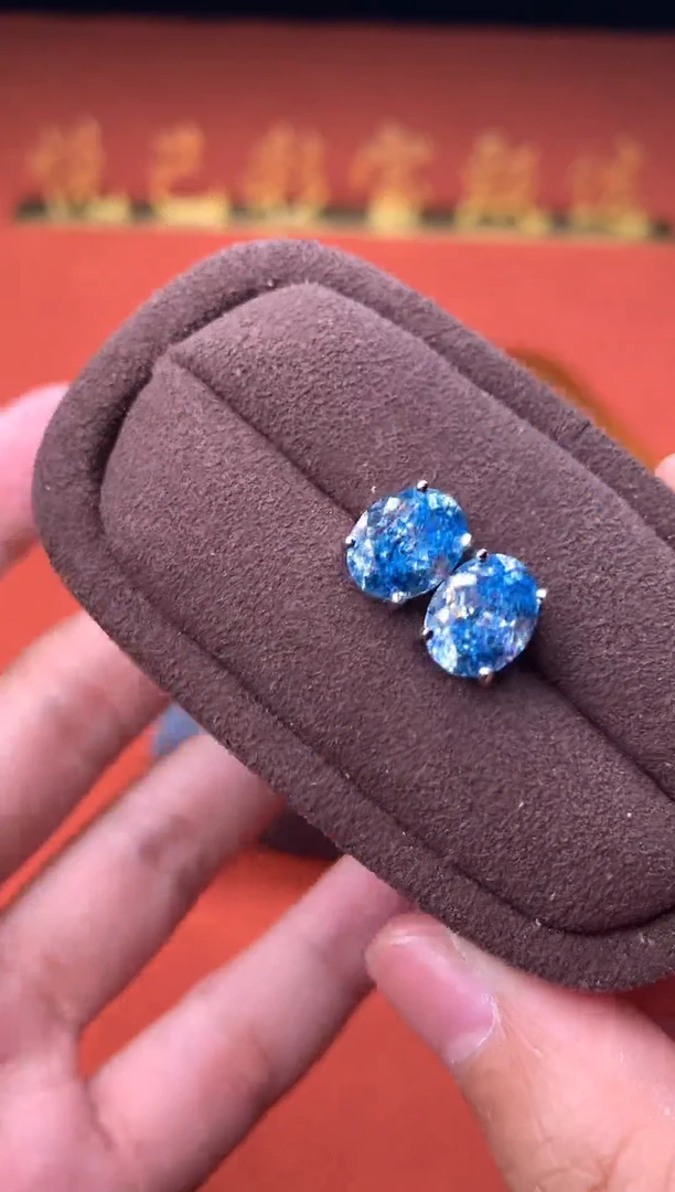 银S925镶嵌耳钉海蓝宝石2222