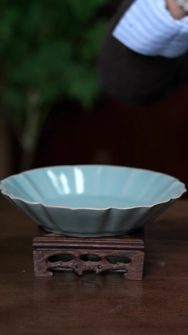 【闪购商品】L·宝丰宋官窑汝瓷葵口盘