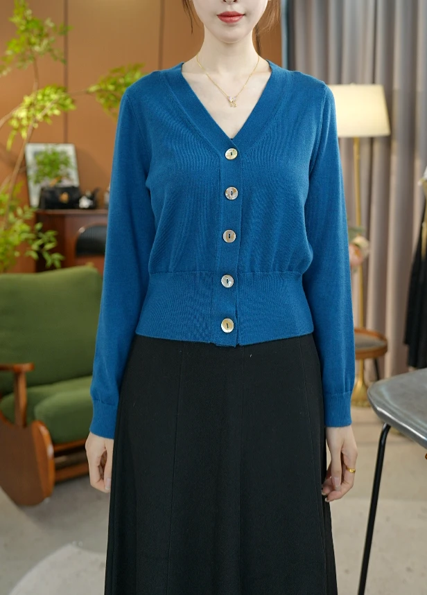 【秋季上新】秋冬显瘦减龄气质时尚百搭高品质V领针织羊毛衫MM