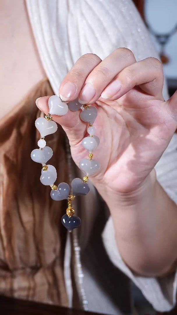 银S925镶嵌手链和田玉烟紫屁桃手链