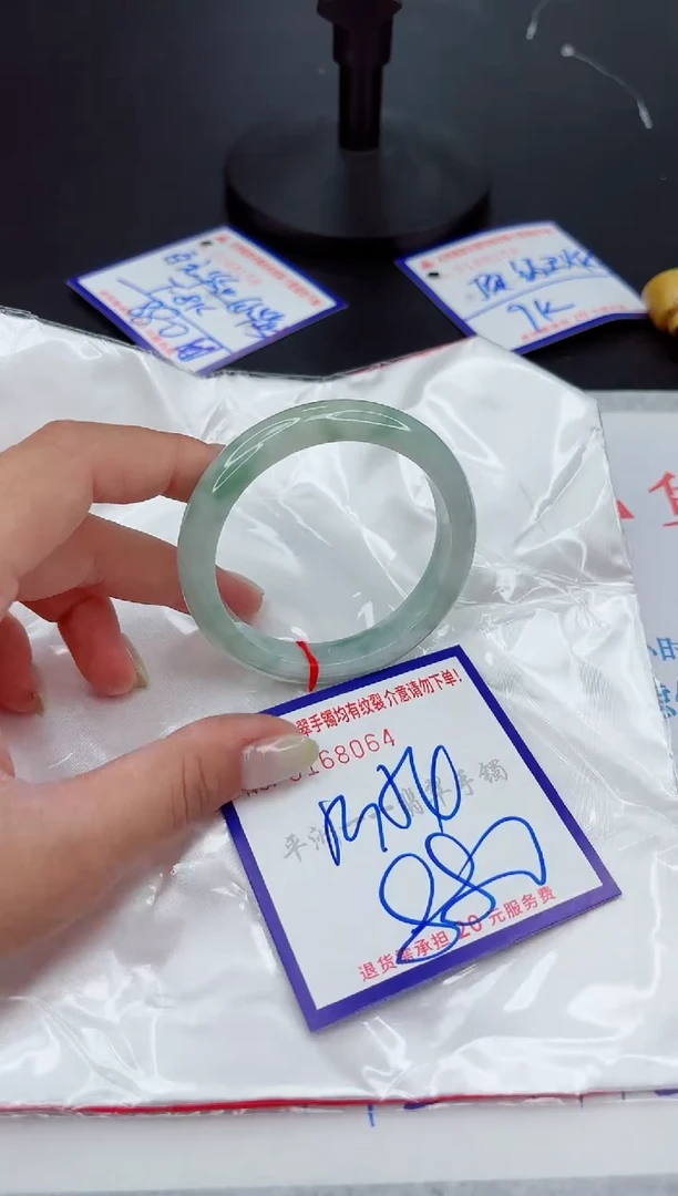 翡翠手镯未镶嵌111111111111