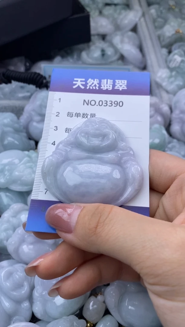 翡翠未镶嵌颈饰缅甸A货翡翠03390