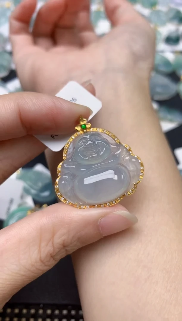 颈饰18K金镶嵌翡翠天然缅甸A货翡翠