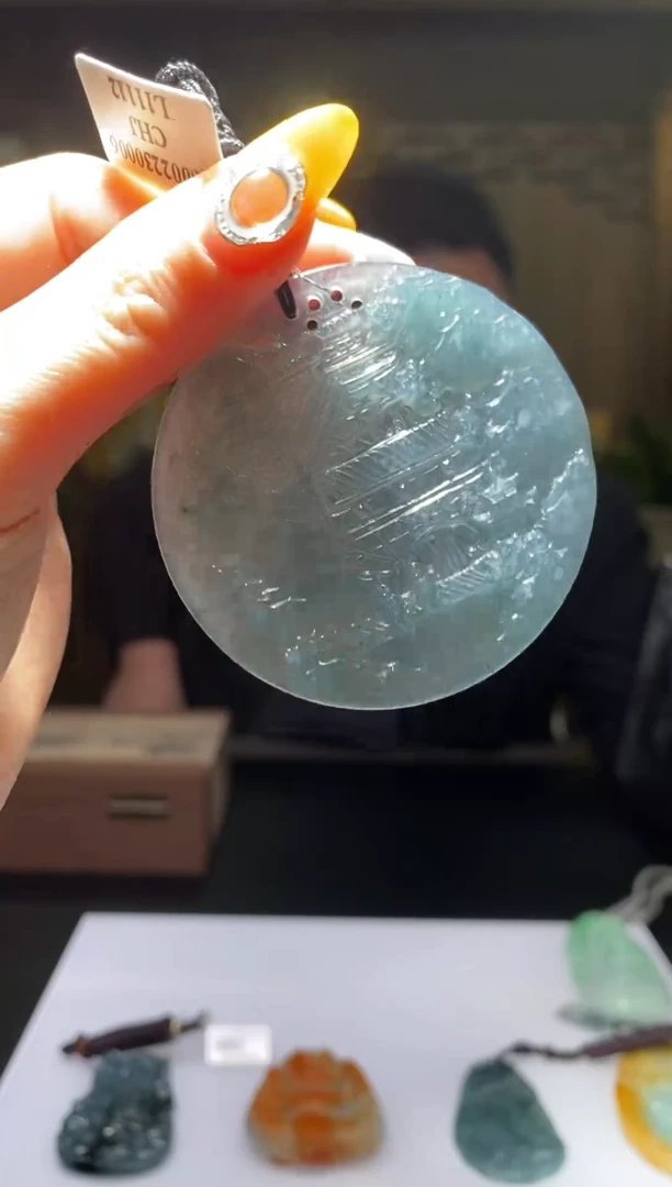 定制翡翠未镶嵌TT翡翠毛货LYH-19