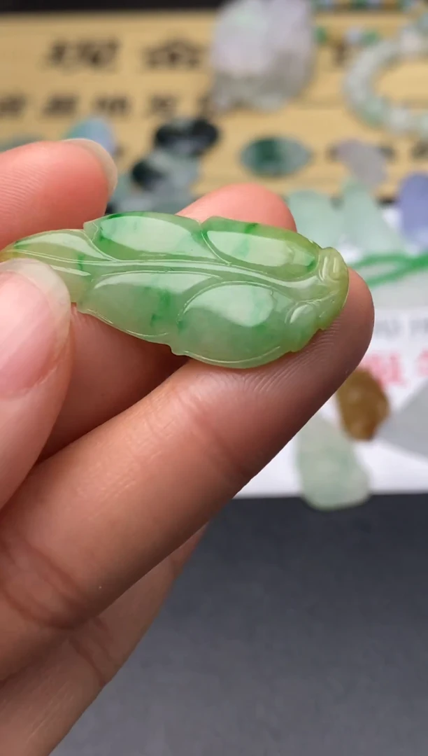 定制翡翠未镶嵌翡翠毛货发货发一个