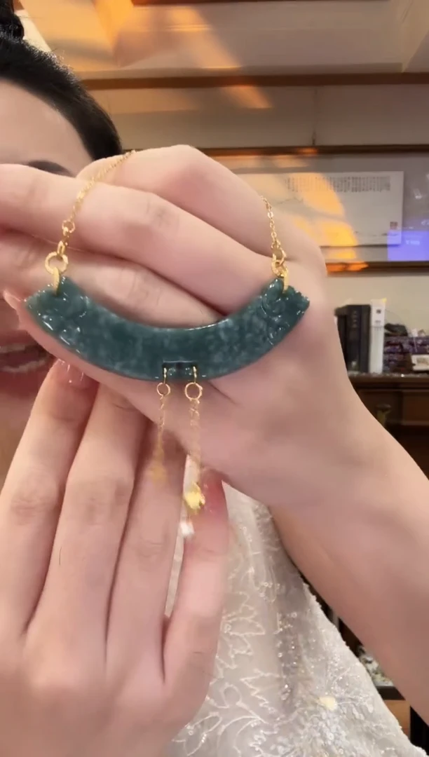 颈饰未镶嵌翡翠国风